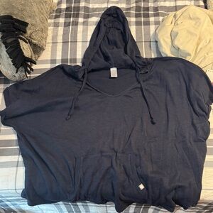 Livi Active Deep Blue Hooded Top